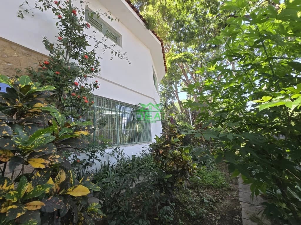 Sobrado 3 Dormitórios com Suíte em Bela Aliança
