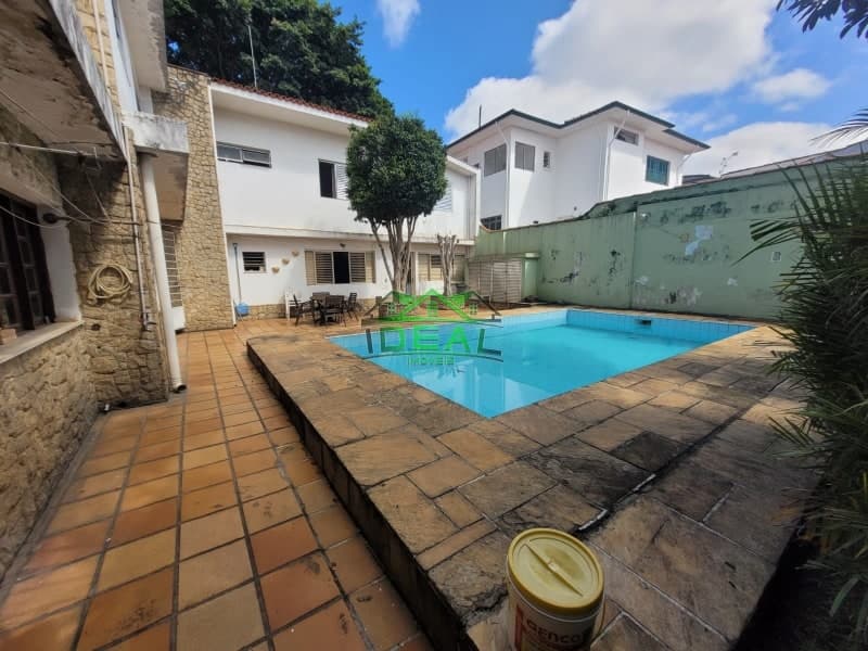 Casa Térrea Alto da Lapa, 3 Dormitórios e 2 Suítes