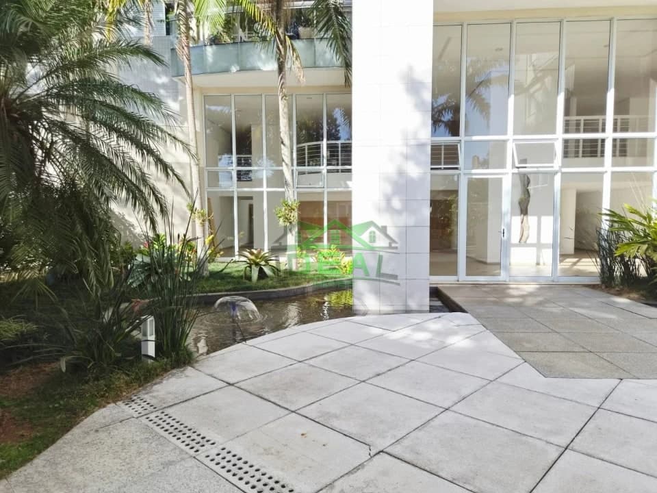 Apartamento a venda com 3 Suítes, armários embutidos, 3 vagas de garagem