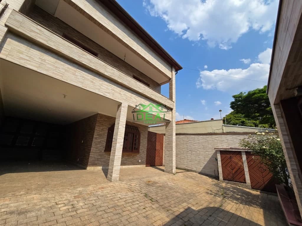Sobrado para Venda no Alto da Lapa, 3 dorm(s), 1 suite(s), 4 vaga(s), 240 m²