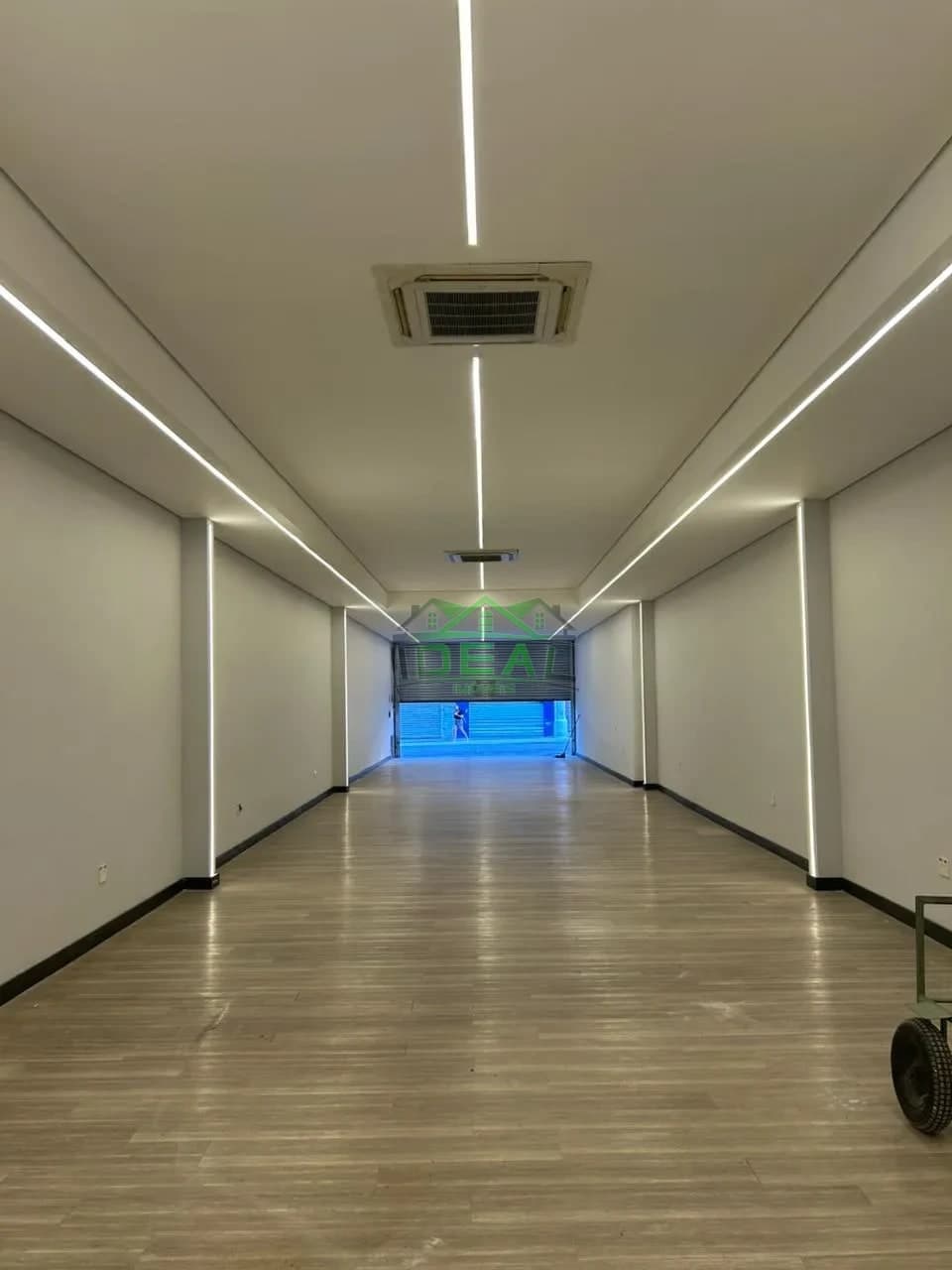Prédio Comercial para Locação na Lapa, Rua Doze de Outubro, SP