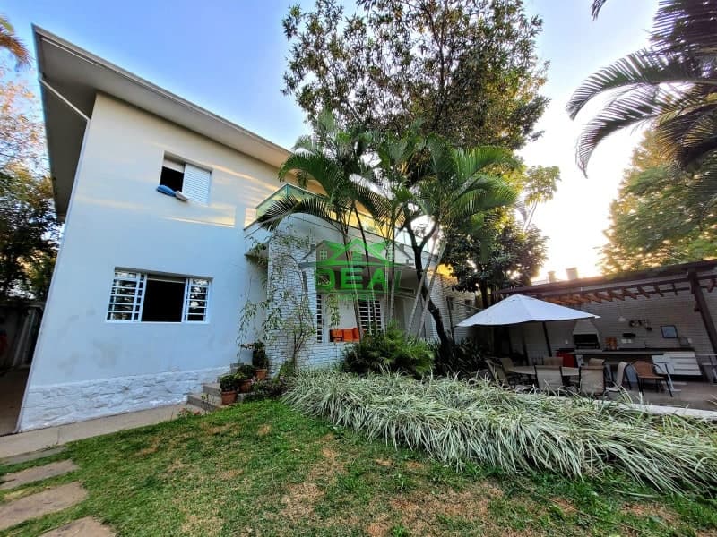 Sobrado 4 dormitórios Alto da Lapa, reformado e completo